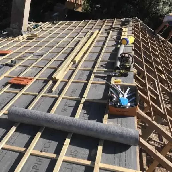 Rénovation de toiture à Valbonne